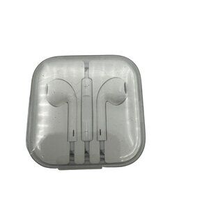 Apple EarPods With Case Durable Design High-Quality Sound Wired Earphones